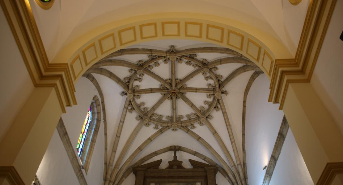 Interior de la iglesia 