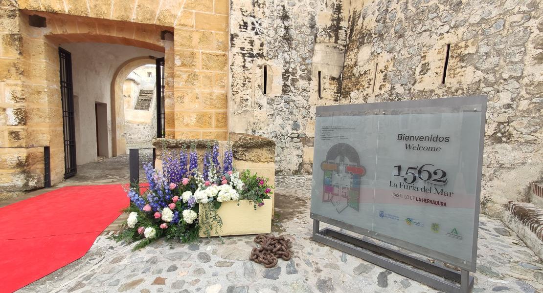 Imagen del acceso al castillo de La Herradura. Fotografía: Centro Interpretación '1562 La Furia del Mar'